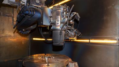 Ростех представил вакуумный 3D-принтер для «выращивания» сверхпрочных деталей в авиакосмическом машиностроении