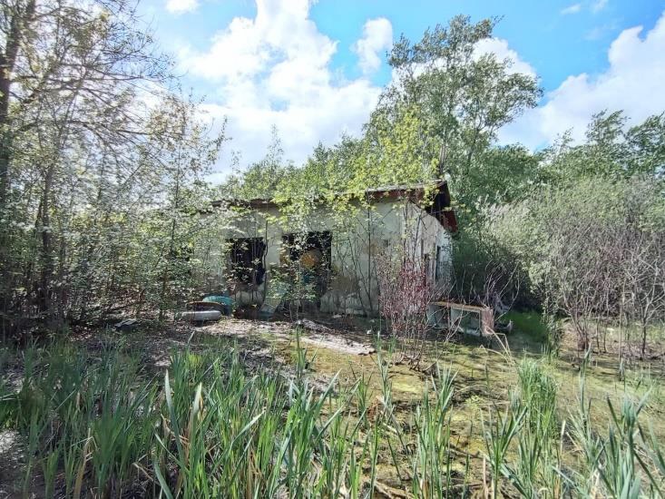 Здание 520,6 кв.м. на з/у 