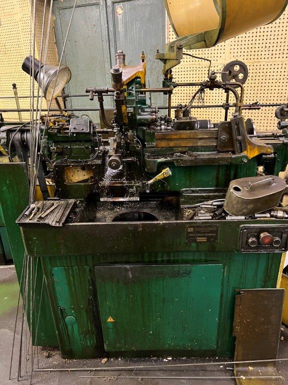 Токарный автомат 1М10РА . ИН № 304772.
