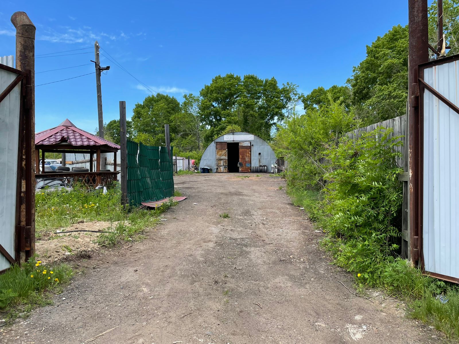 Земельно-имущественный комплекс (овощная база)