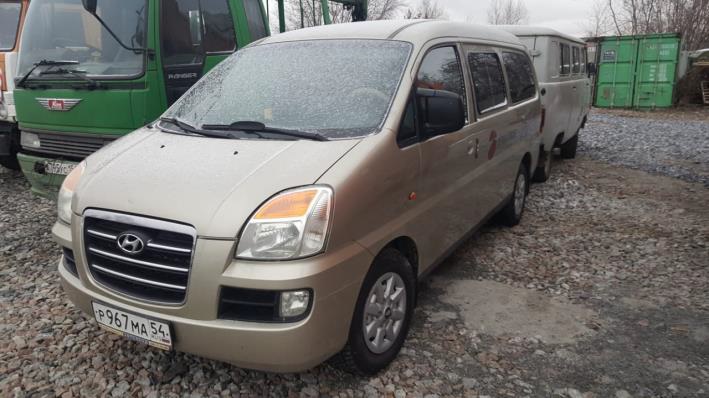 Автомобиль HYUNDAI H-1 2,5 ТCI 9 SEATS LWB