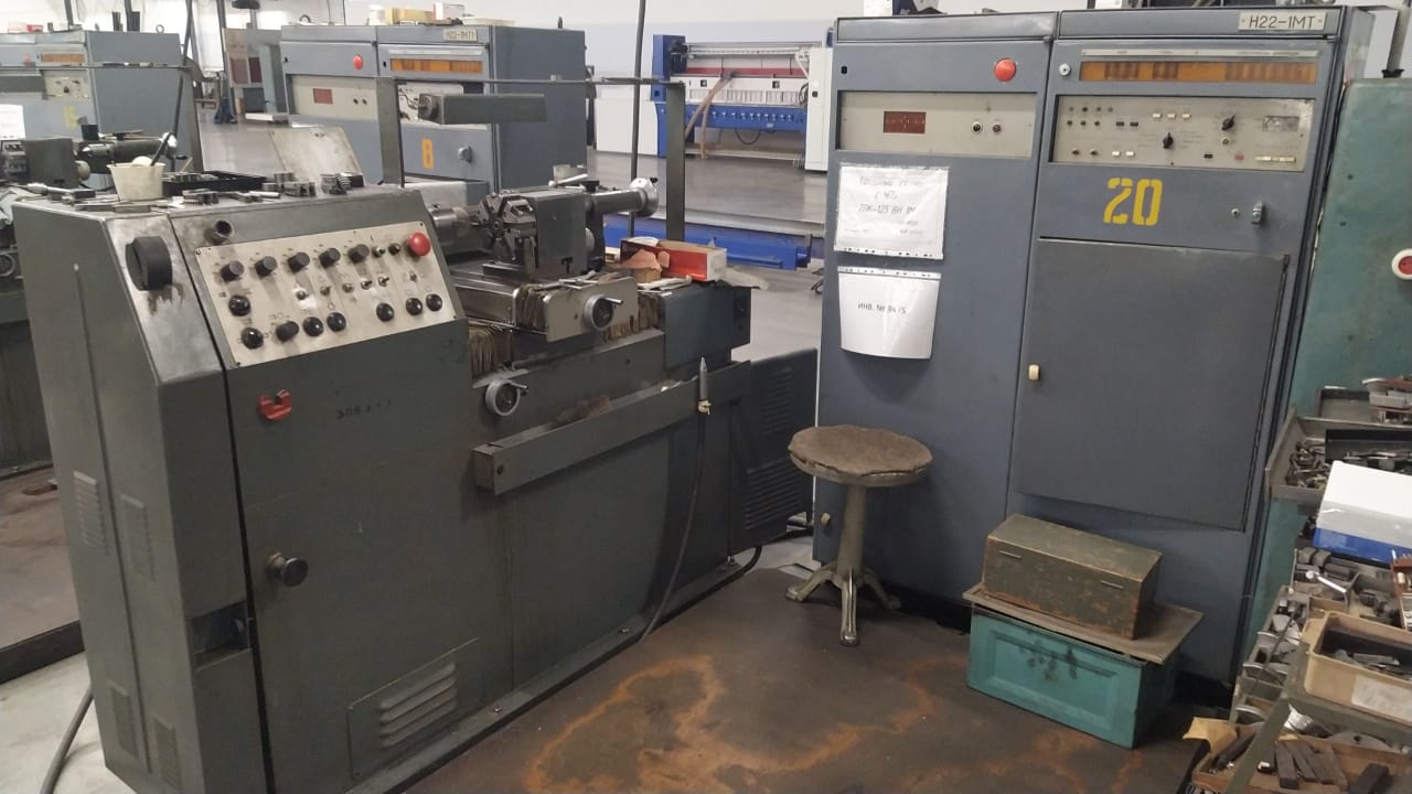 Токарный станок с ЧПУ ТПК 125 ВНМ. Инв.н. № 309315.