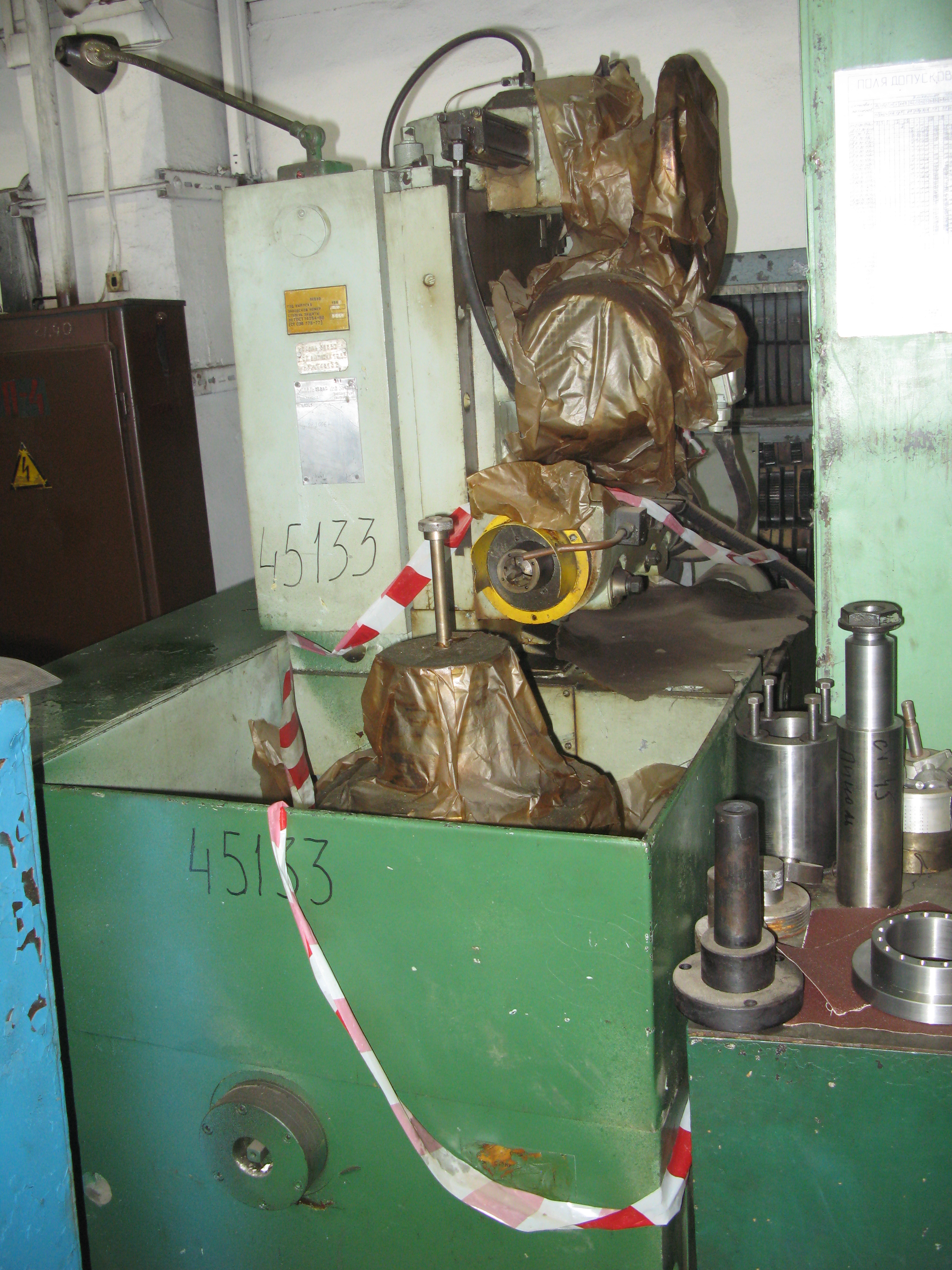 Полуавтомат зубозакругляющий 5Е580, инв. № 45133