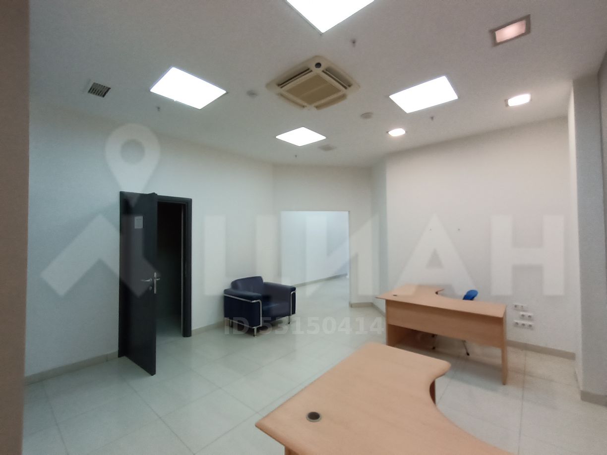 ofis-ekaterinburg-ulica-karla-libknehta-900116586-1.jpg