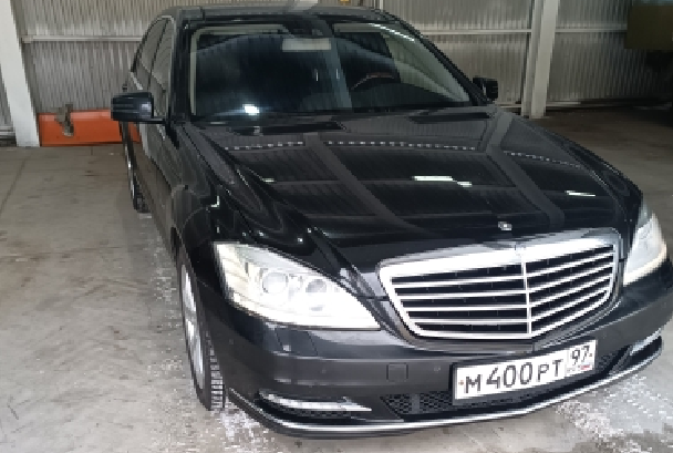 MERCEDES-BENZ S500 4 MATIC